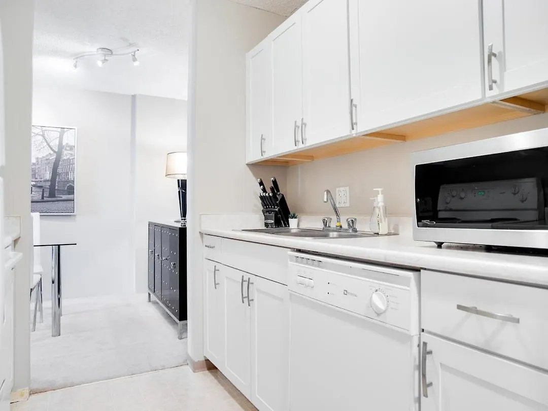 Willa New Stylish And Cozy Eau Claire 2Br With Gym Coffee Calgary Dom wakacyjny